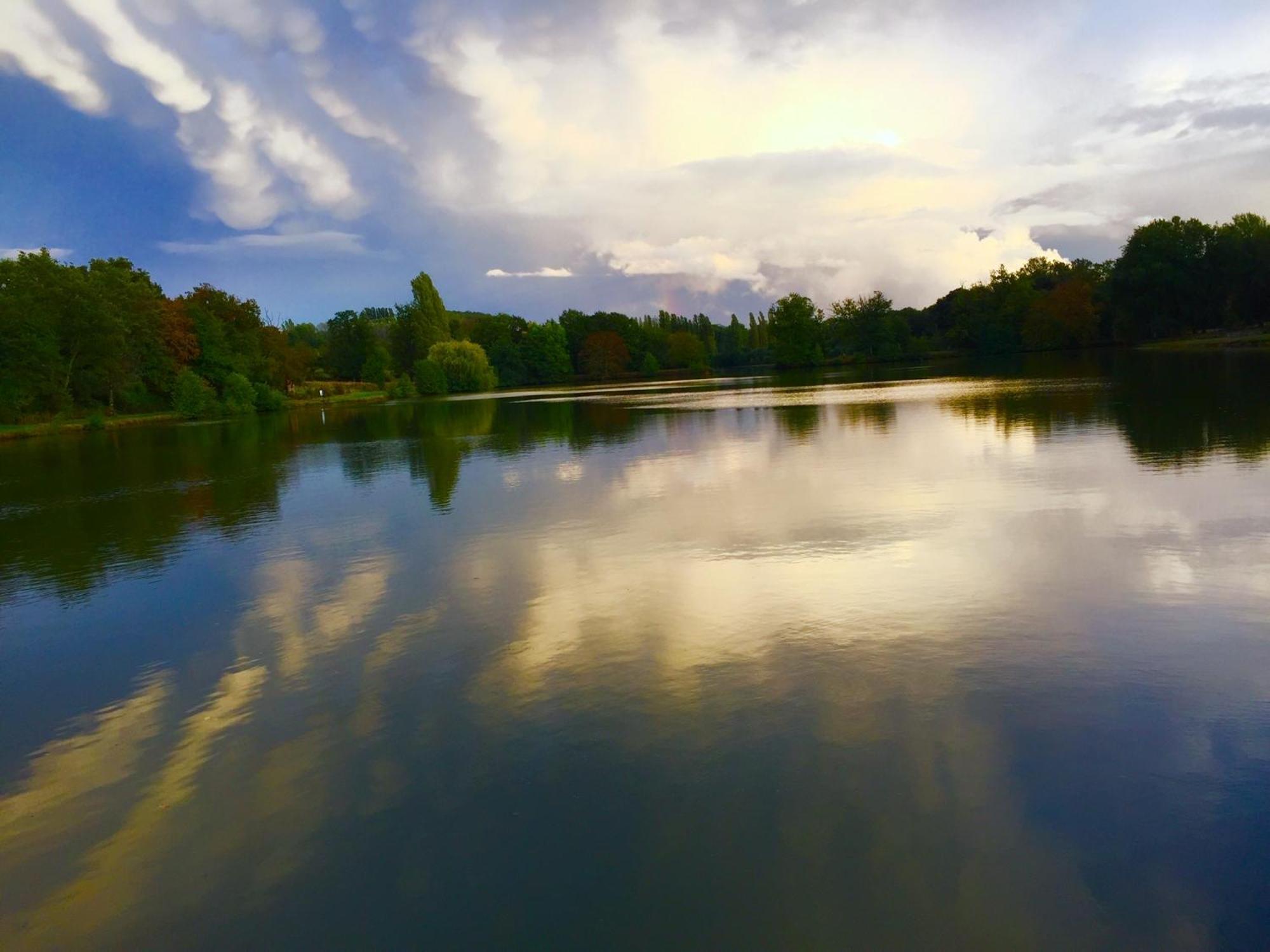 Nature Et Bord D'Etang A Jars Buitenkant foto